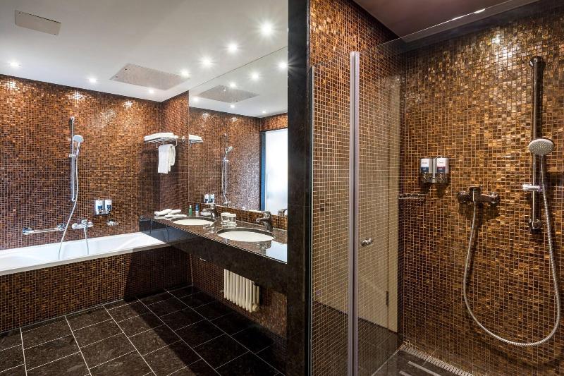 سوئیت اجرایی با تخت کینگ, Four Points By Sheraton Ljubljana Mons