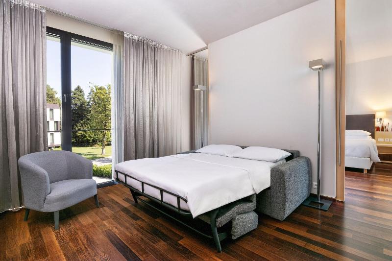 سوئیت اجرایی با تخت کینگ, Four Points By Sheraton Ljubljana Mons