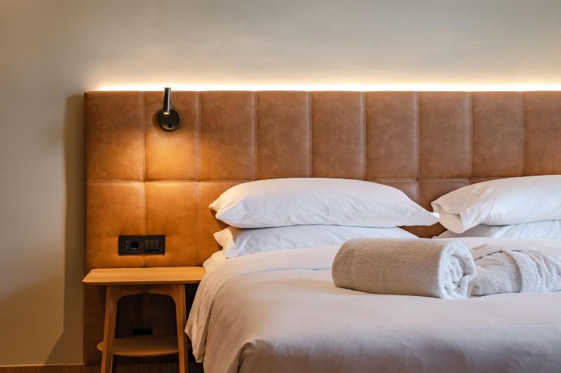 اتاق سوپریور با تخت بزرگ, Four Points By Sheraton Ljubljana Mons