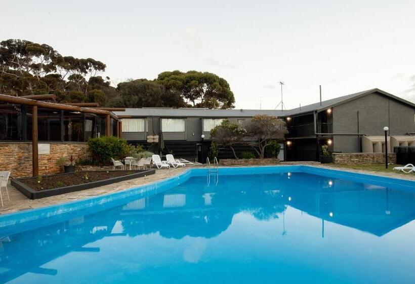 스탠다드 트리플 룸 풀장 전망, Mercure Kangaroo Island Lodge