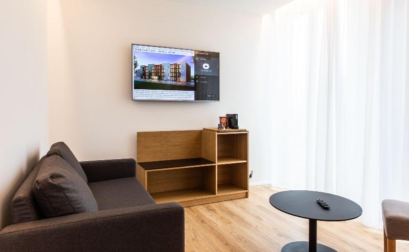 Семейный Номер Вид на Море, Omorika