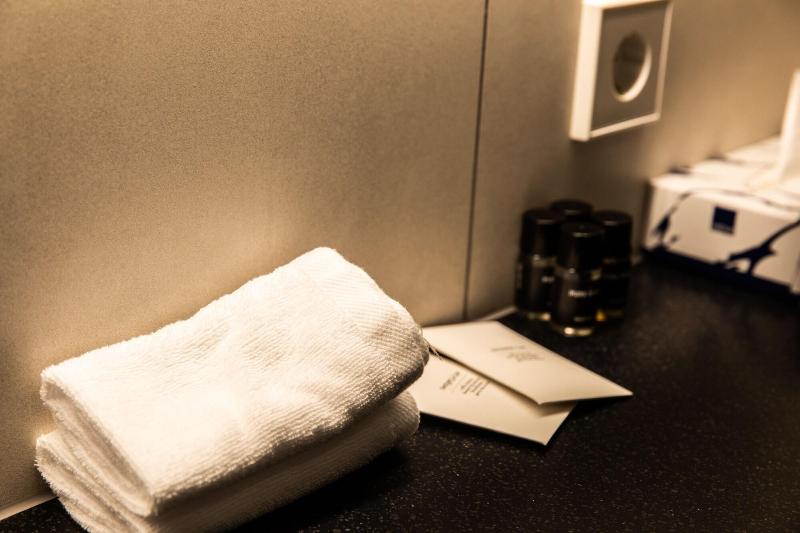 Семейный Номер Вид на Море, Omorika