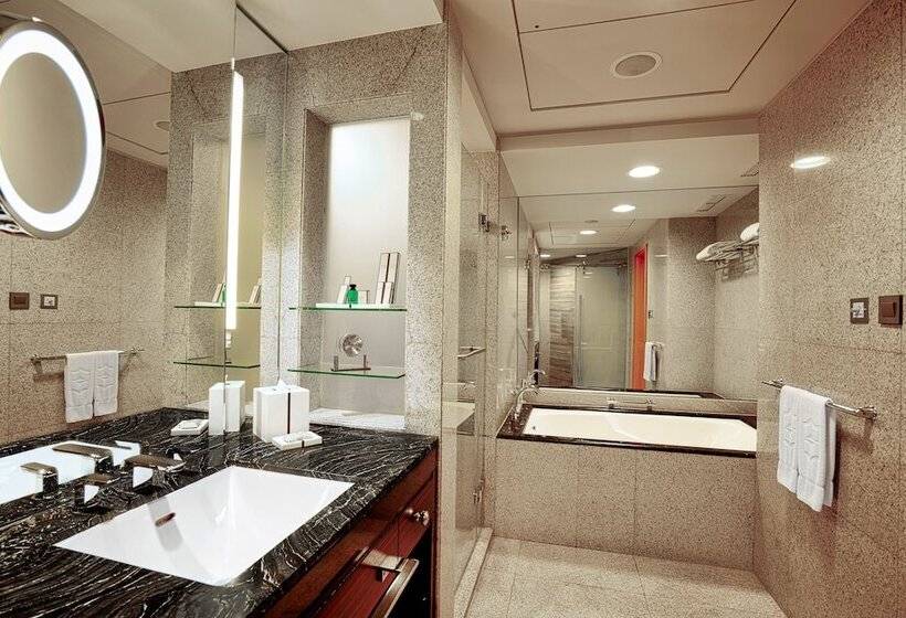 Номер Deluxe Вид на Море, Shangri La Dubai