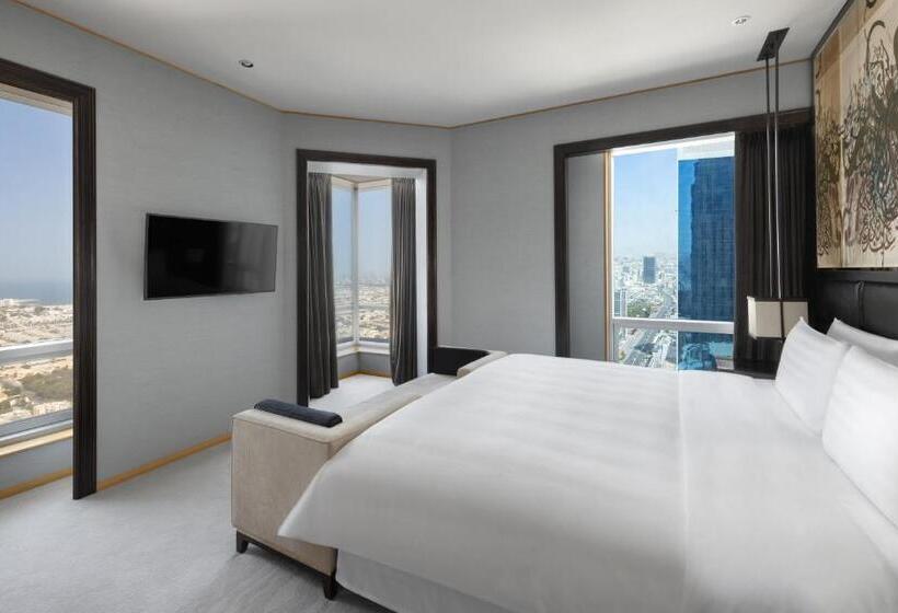 Люкс Клуб, Shangri La Dubai