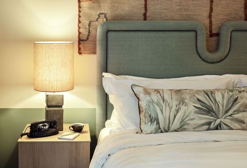 اتاق استاندارد با چشمانداز, The Hoxton, Poblenou