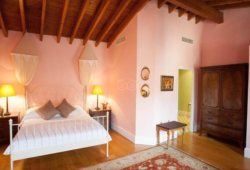 غرفة قياسية, The Salvia   Adults Only