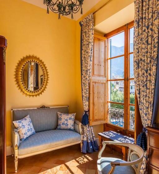 جناح جونيور مطل على الجبل, The Salvia   Adults Only