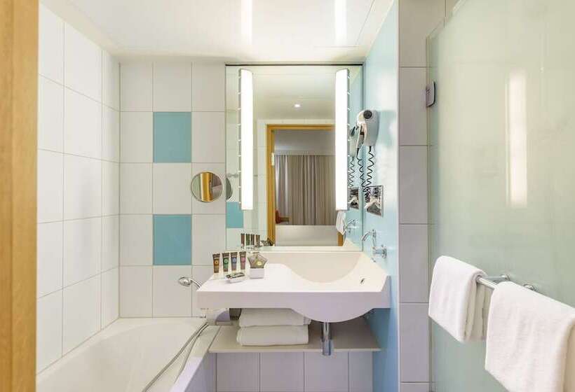 Номер Executive, Novotel Aachen City