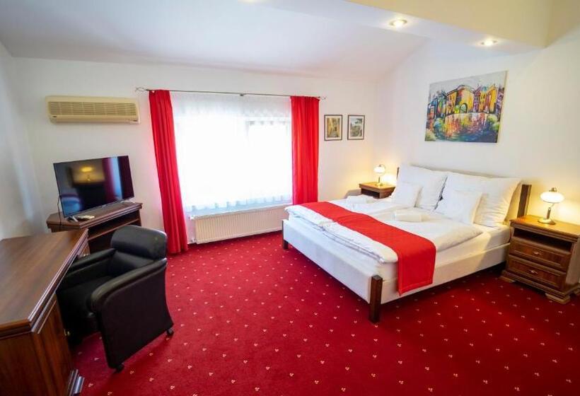 اتاق لوکس با تخت بزرگ, Penzión Rosel