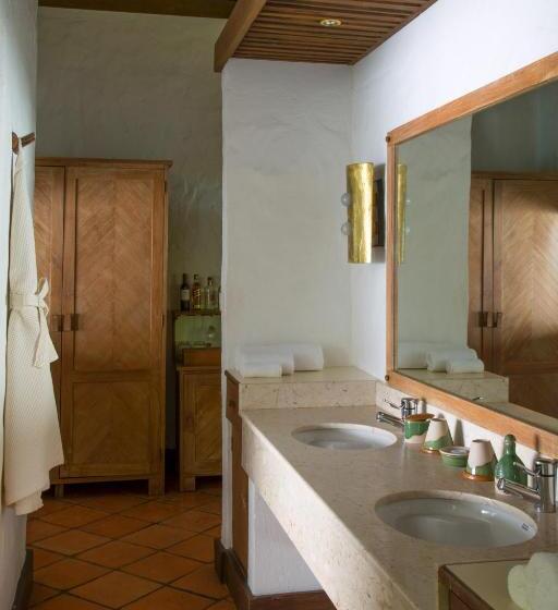 ویلای لوکس 1 خوابه, Coco Palm Dhuni Kolhu