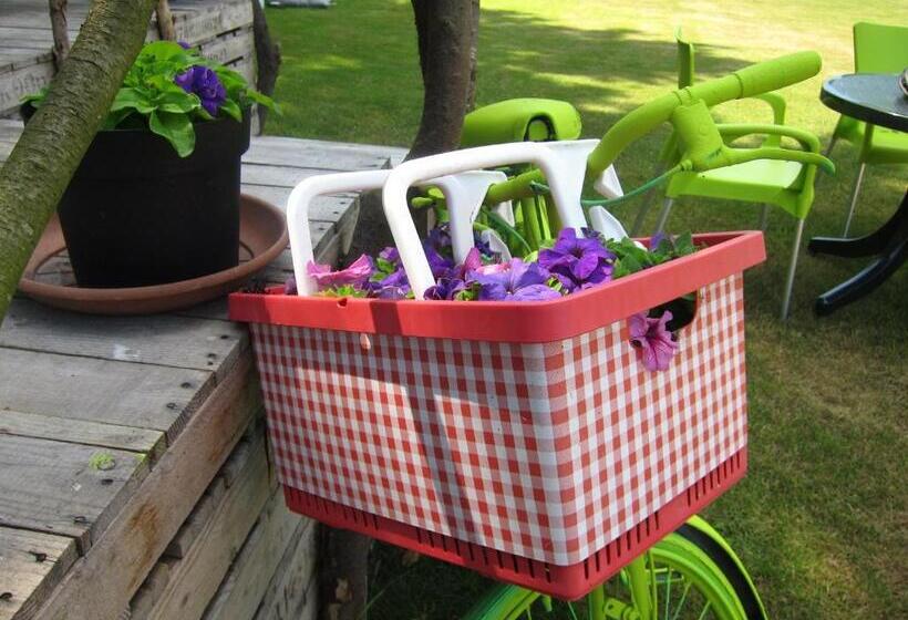 בית, חדר שינה 1, Pipowagen Minicamping De Linde