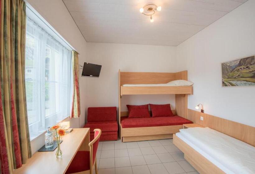 스탠다드 트리플 룸, Capetta