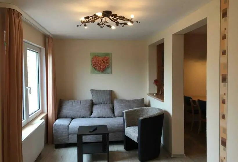 テラス付き1ベッドルームアパートメント, Ferienhaus 3 _ Ferien Im Gutspark