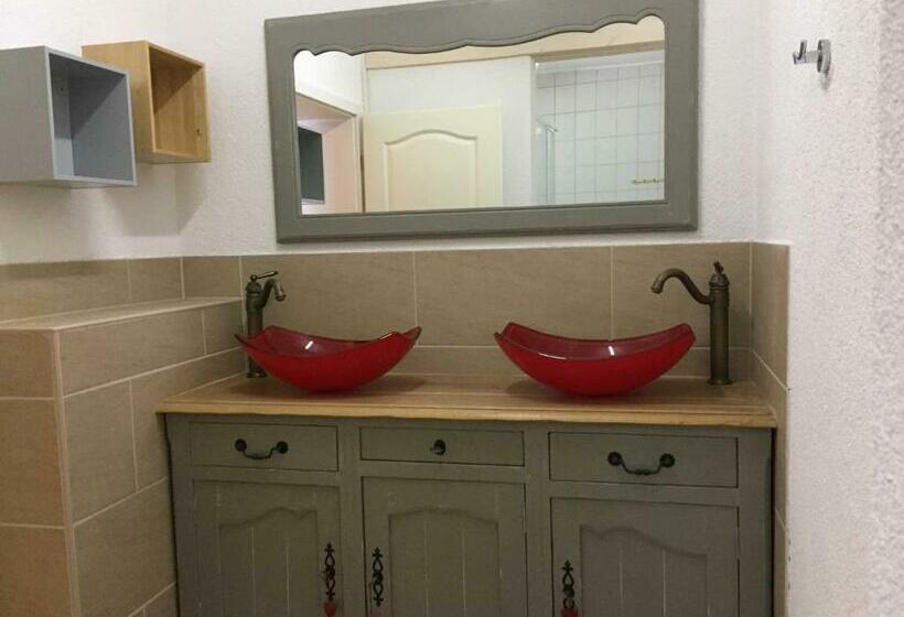 Apartament 1 Dormitori amb Terrassa, Ferienhaus 3 _ Ferien Im Gutspark