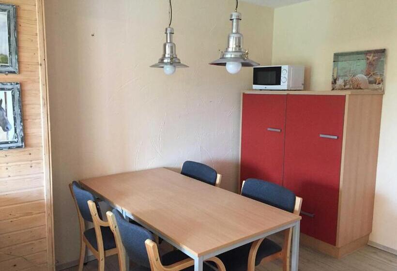 Apartament 1 Dormitori amb Terrassa, Ferienhaus 3 _ Ferien Im Gutspark