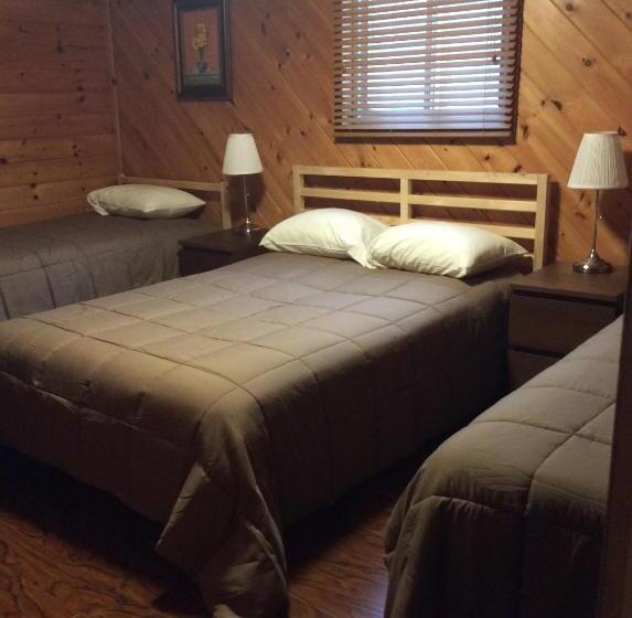 غرفة أساسية ثلاثية, Madawaska Lodge