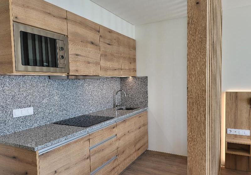 수피리어 룸, Nava Hotel Tawangmangu