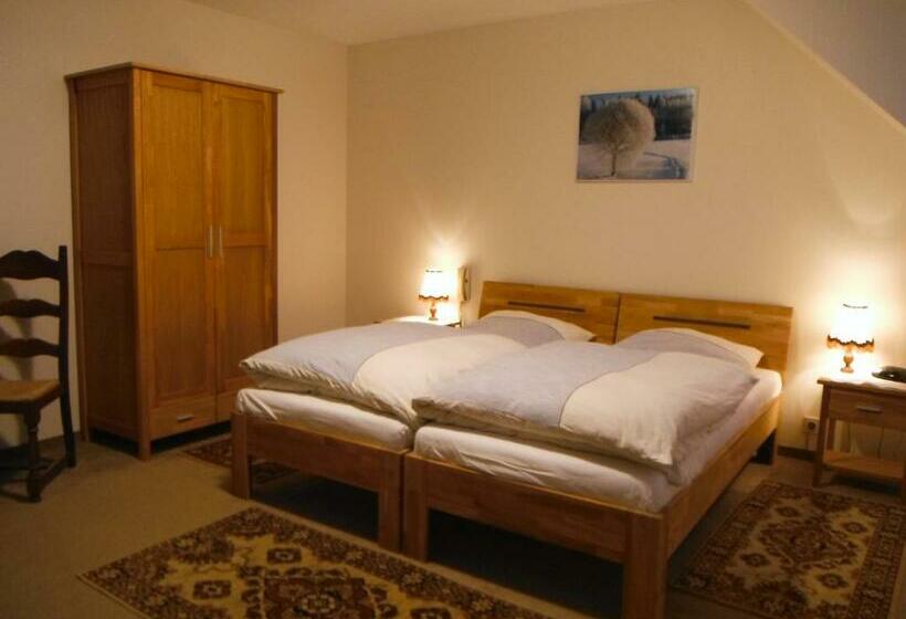 חדר סטנדרט, Schröder