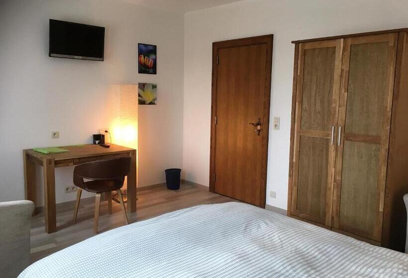 חדר סטנדרט, Schröder