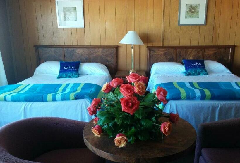 غرفة قياسية رباعية, All Tucked Inn