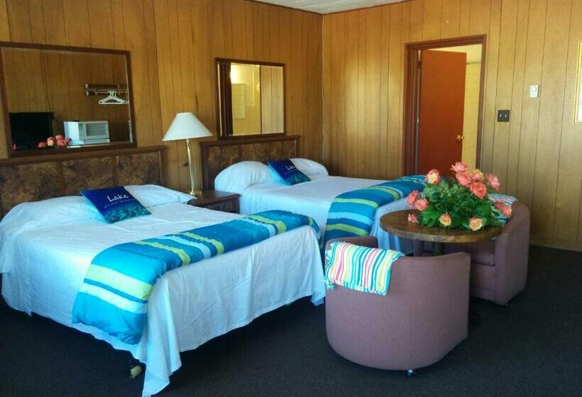 غرفة قياسية رباعية, All Tucked Inn