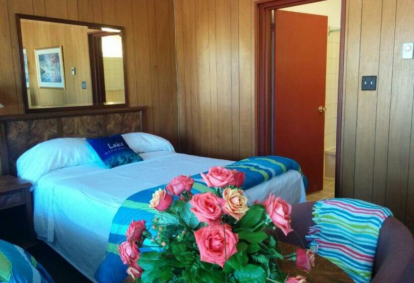 غرفة قياسية رباعية, All Tucked Inn