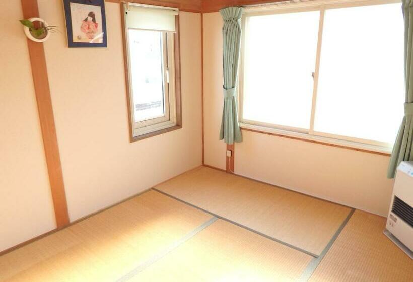 バス共有のスタンダードルーム, Koukaso