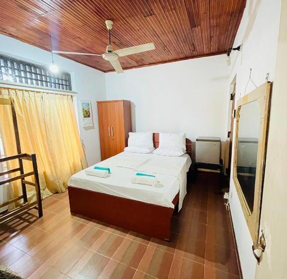 经济房, Mangala Lodge