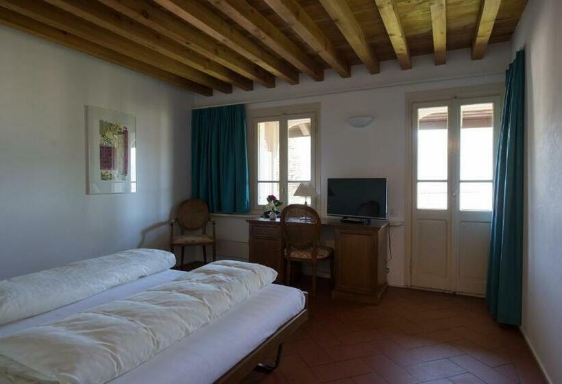 اتاق استاندارد, Osteria Locanda Brack