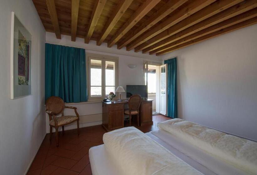 اتاق استاندارد, Osteria Locanda Brack