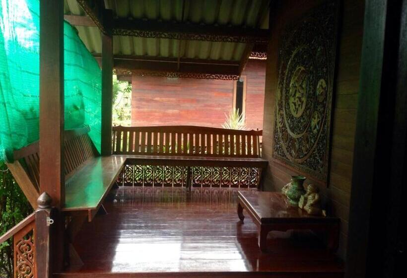 家庭间, Panpim Resort