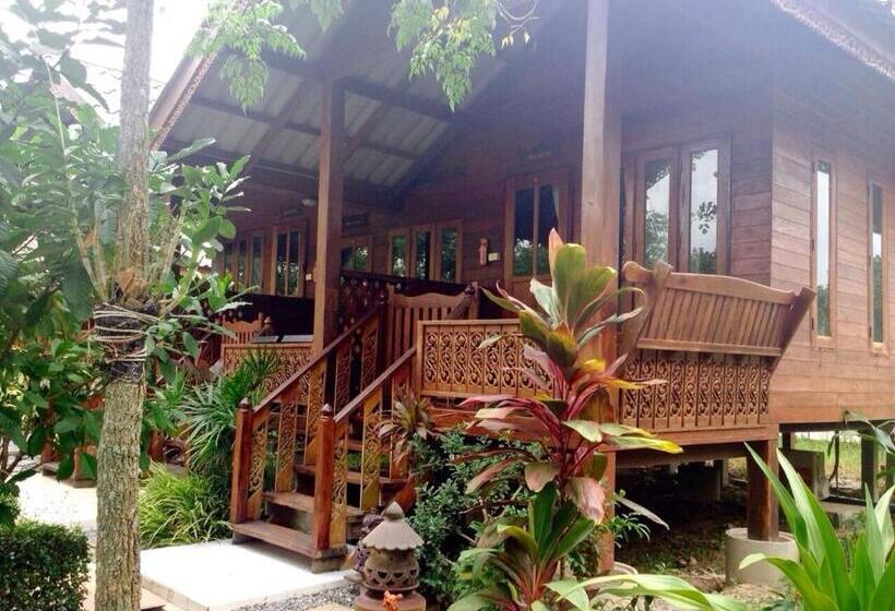 基本间, Panpim Resort