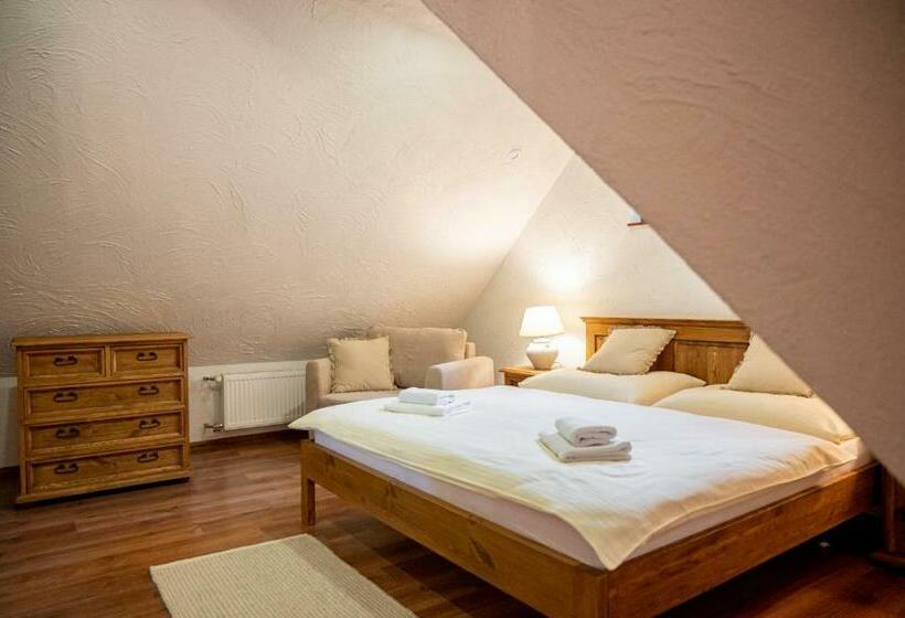 בית, 2 חדרי שינה, Rezort Sivý Kameň