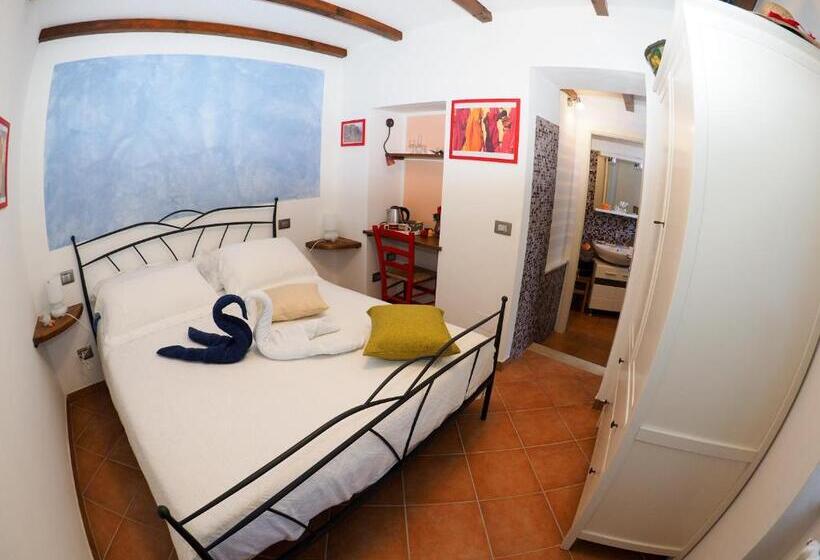 Номер Стандарт Вид на Сад, Pietra Di Mare