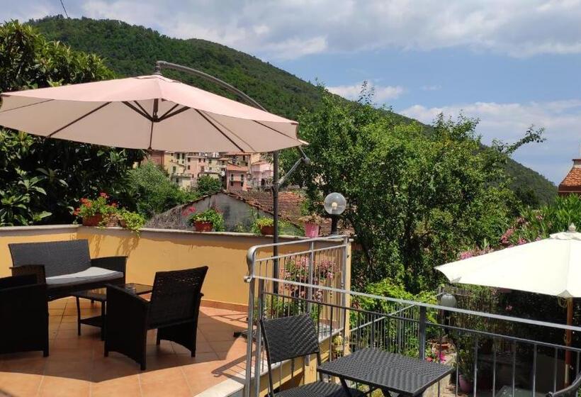 Номер Стандарт Вид на Сад, Pietra Di Mare