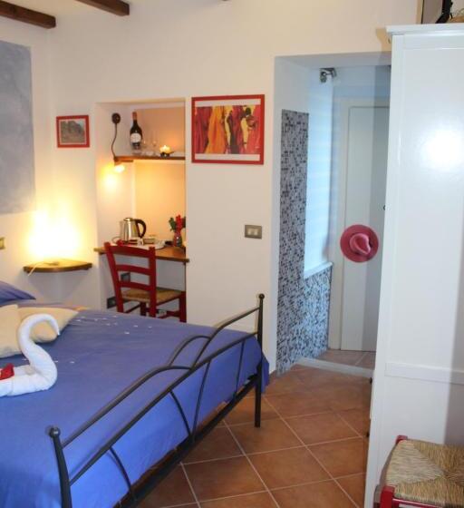 Номер Стандарт Вид на Сад, Pietra Di Mare