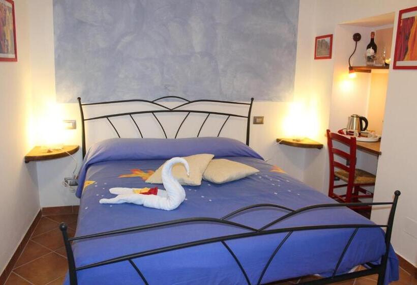 Номер Стандарт Вид на Сад, Pietra Di Mare