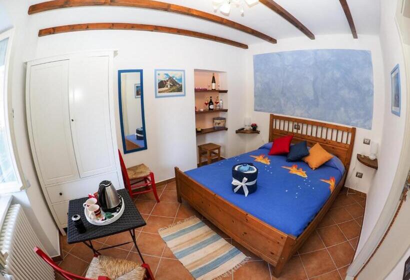 Номер Стандарт, Pietra Di Mare
