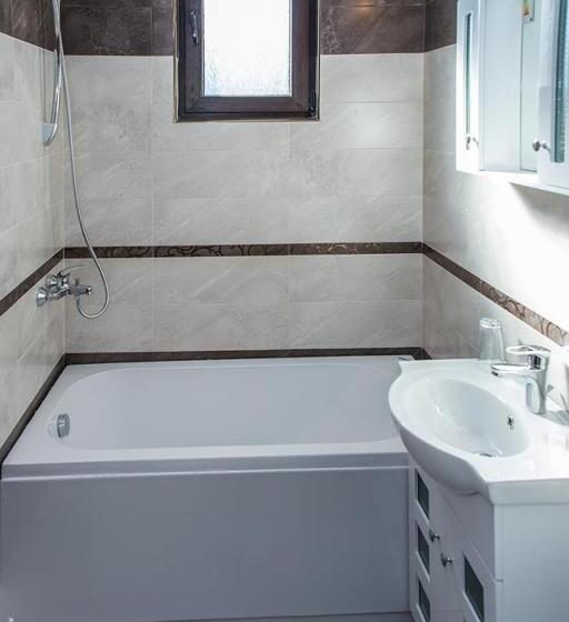 スーペリアールーム, Rodopsko Katche