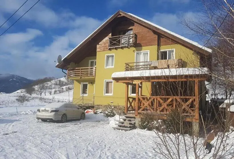 ビラ４ベッドルーム, Villa Richka
