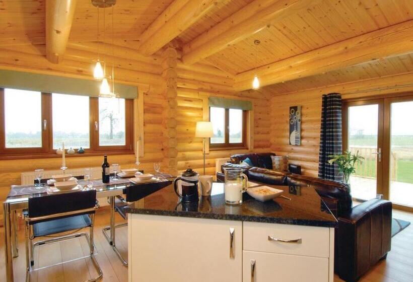 2间卧室的房子, Laxfield Lodges