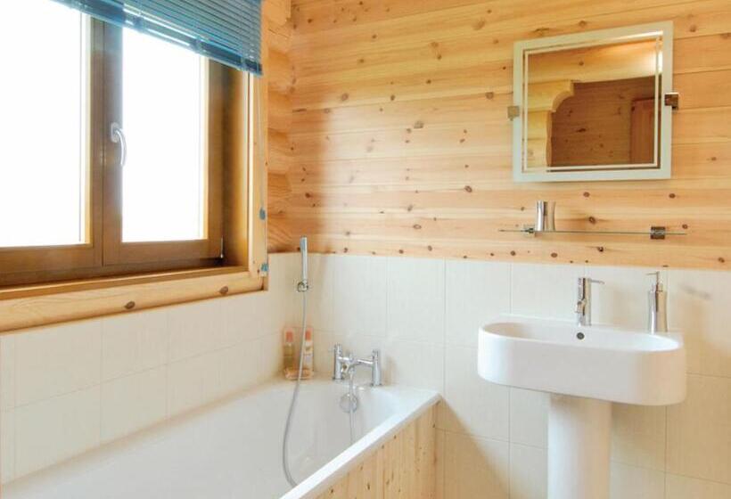 2间卧室的房子, Laxfield Lodges