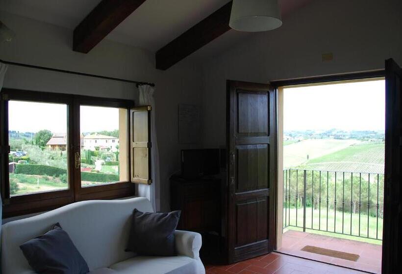 דירת שלושה חדרים, Agriturismo Cabbiavoli