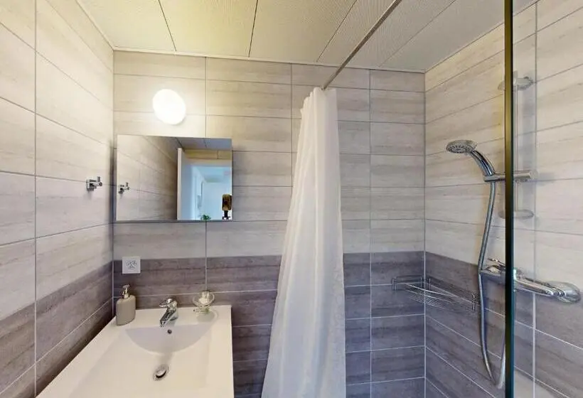 اتاق لوکس با بالکن, Chalet Montriond Bike & Ski