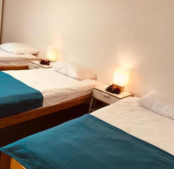 غرفة قياسية ثلاثية, Chalet Montriond   Bike & Ski