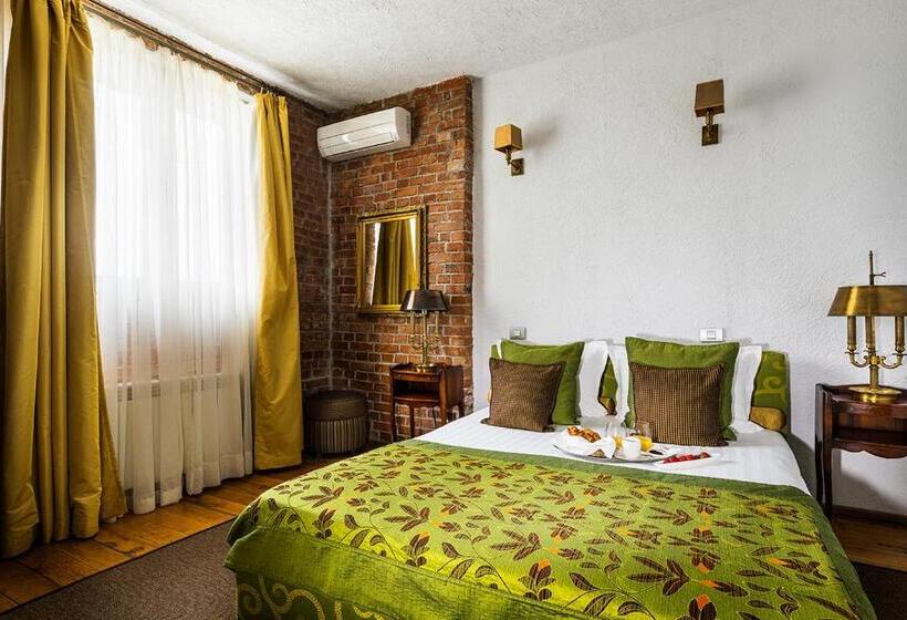 スタンダードルーム, Chateau Copsa Complex