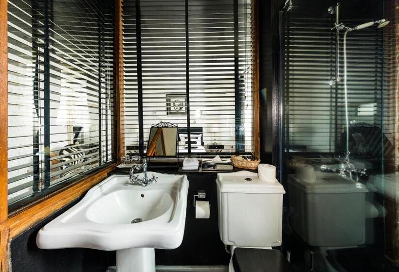 スタンダードルーム, Chateau Copsa Complex