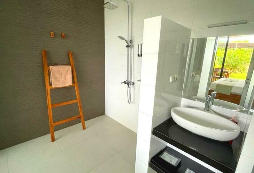 חדר סטנדרט, The Happinezz Hills