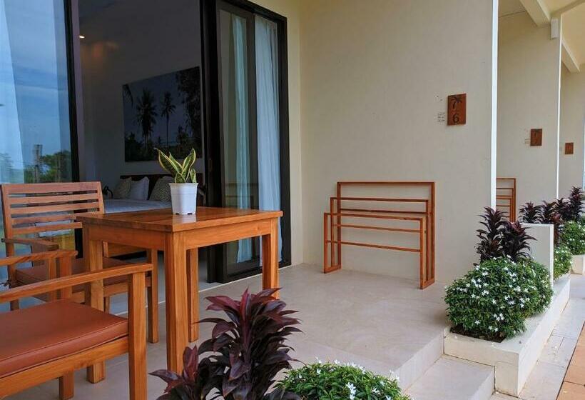 חדר סטנדרט, The Happinezz Hills