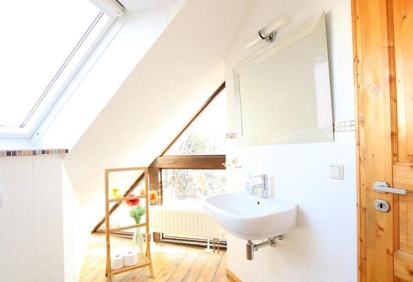 스탠다드 방갈로, Landpension Bocka